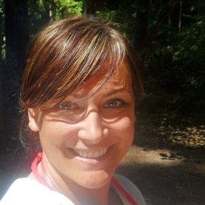 Meet your Posher, Desia